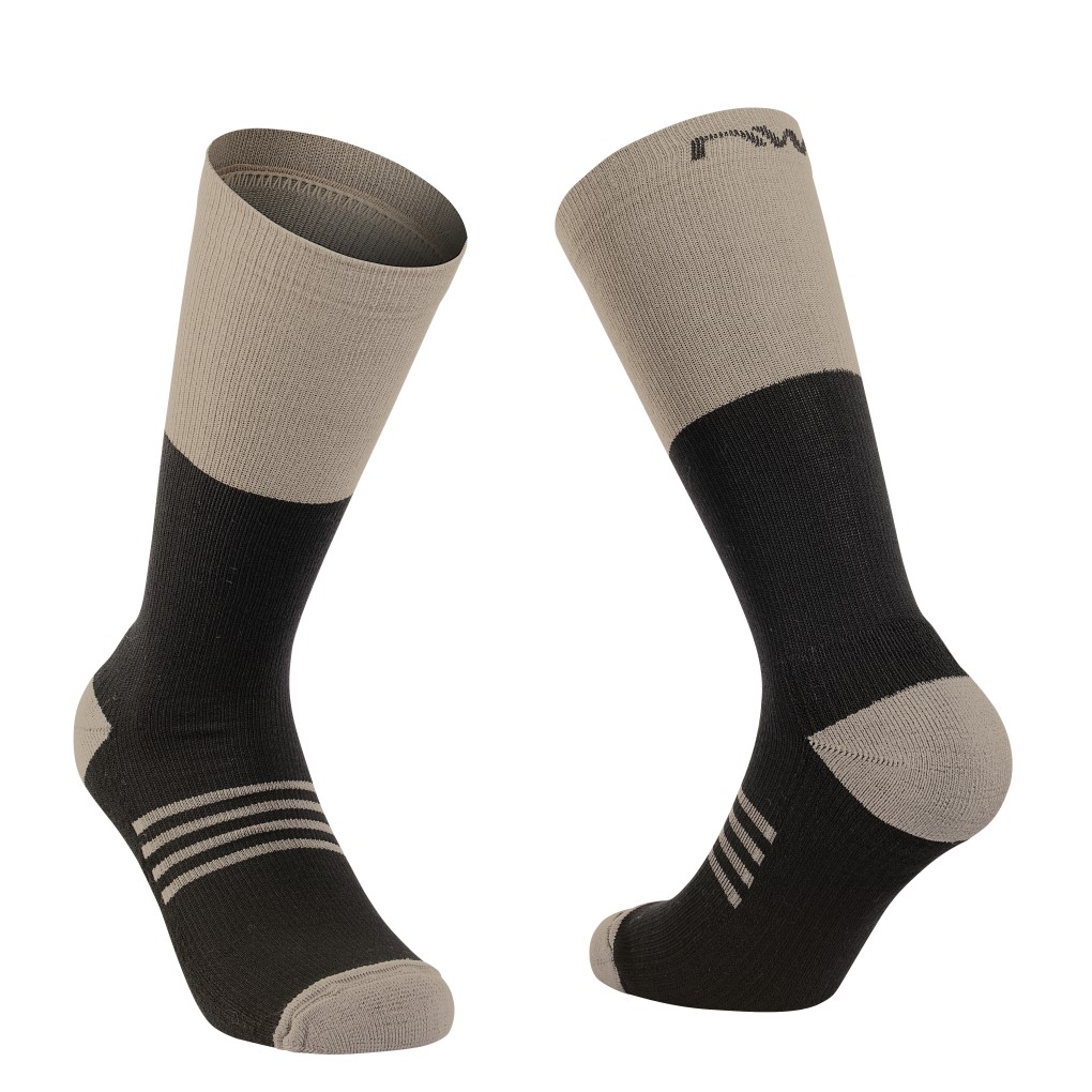 Calcetn Northwave Alto EXTREME PRO  Negro-Beige 2025-26